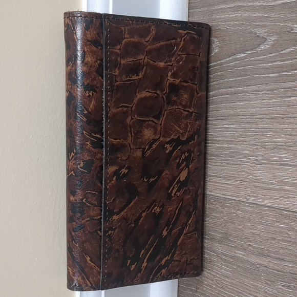 Patricia Nash Leather Wallet - Picture 3 of 10